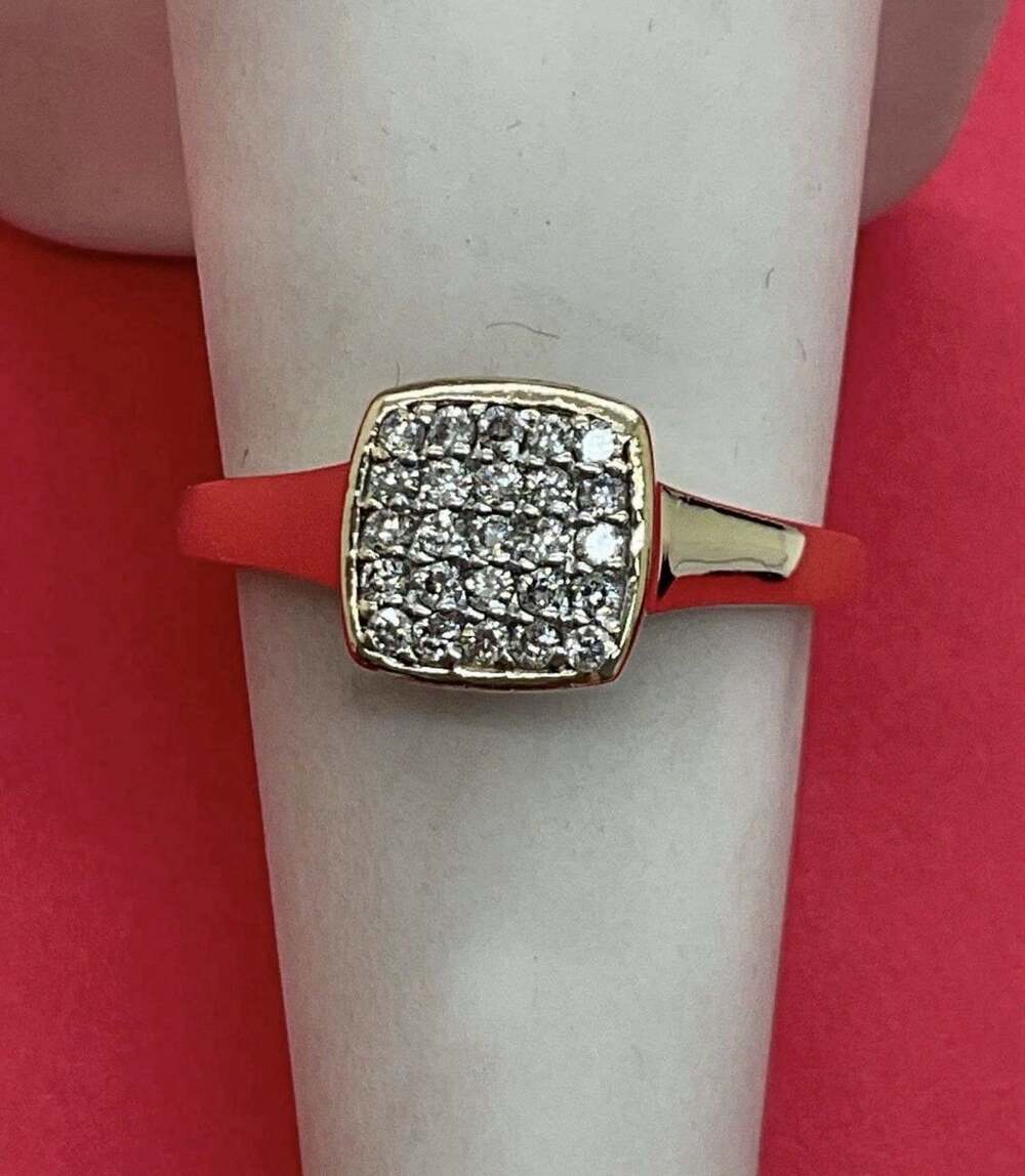 10k Yellow Gold, Square Diamond Cluster Ring, Size 7, 3.7 Grams